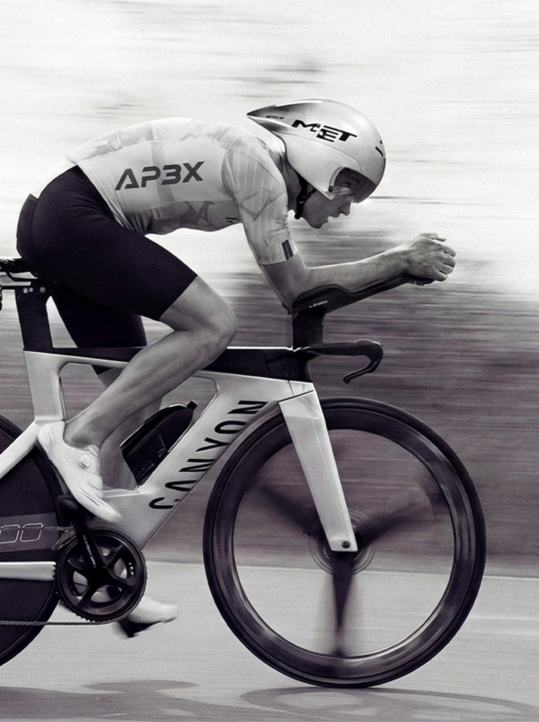 Trifunzionale FORGED AERO ELITE